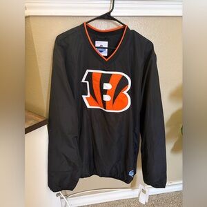 NFL NWT CINCINNATI BENGALS CROSSOVER VNECK PULLOVER BLACK & ORANGE